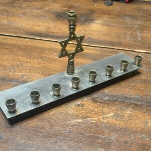 VINTAGE BRASS MENORAH HANNUKIAH WITH MAGEN DAVID